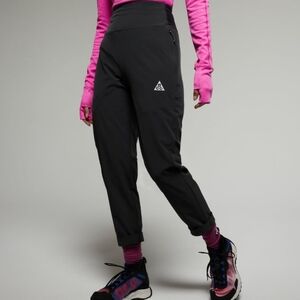 EUC Nike ACG Dri-FIT New Sands Pants